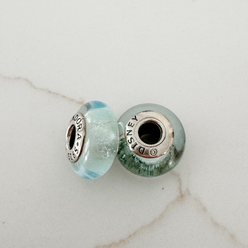 Pandora frozen charms